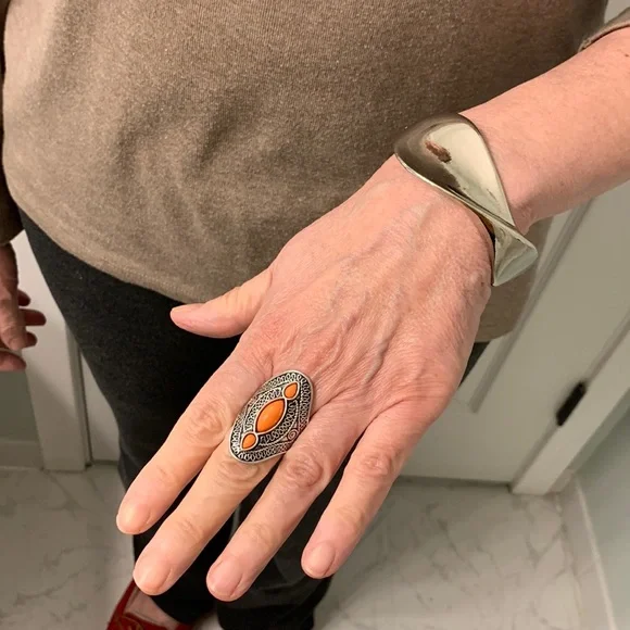 NWOT Jewelry Set - Picture 4 of 12